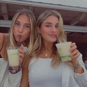 Meet your Posher, Kylie